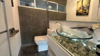 Se vende moderna casa en condominio de San Rafael Escazú 26-655 en San Rafael, Escazú, San José — $380,000 - Foto 4 de 22