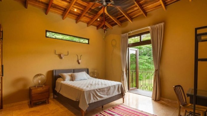 Vida de lujo en un entorno tipo finca en el campo de Atenas. en Atenas, Alajuela — $1,750,000 - Foto 2 de 10
