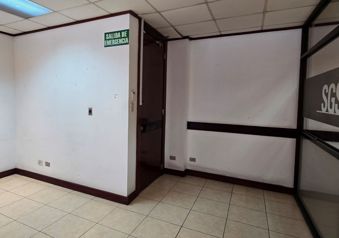 Local para oficinade 215.73 m2, incluye 4 estacionamientos techados in Mata Redonda, San José — $450,000 - Photo 4 of 22
