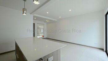 Venta de Casa en Escazú-San Antonio.  en San Antonio, Escazú, San José — $205,000 - Foto 5 de 20