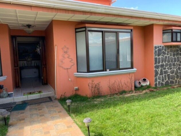 Venta de Casa en Belén, Heredia. en La Asunción, Belén, Heredia — $310,000