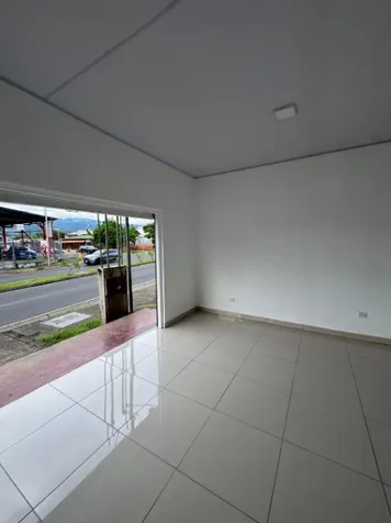 LOCAL COMERCIAL HEREDIA - SERVICIOS DE AGUA Y LUZ INCLUIDOS en San Francisco, Heredia — ₡ 300 000 - Foto 3 de 13