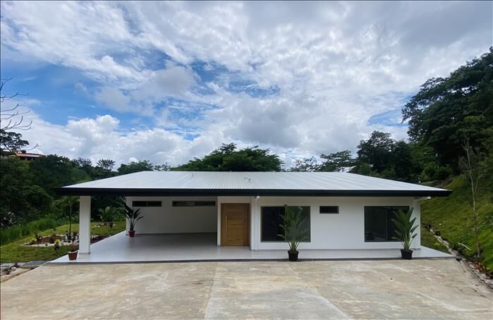 New House in Atenas!! en Atenas, Alajuela — $490,000