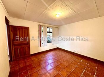 Venta de Casa en La Unión-Tres Ríos. RAH 26-1592 PRECIO REBAJADO en Tres Ríos, La Unión, Cartago — $650,000 - Foto 5 de 6
