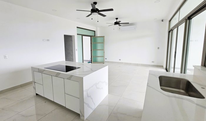 Apartamento para Estrenar con Hermosa Vista. ALQUILER en Mercedes, Montes De Oca, San José — ₡ 790 000 - Foto 3 de 15