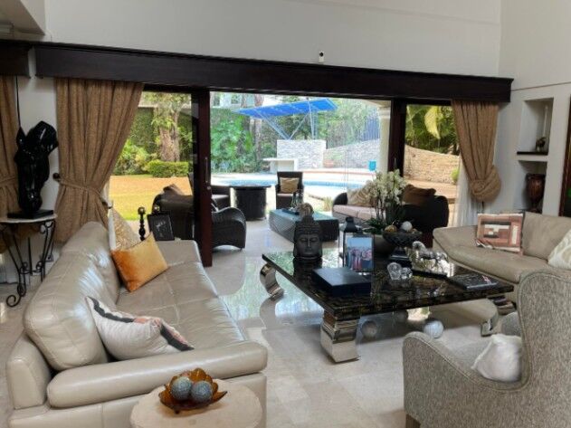 Venta de Casa en Pozos de Santa Ana. RAH 25-1961 in Pozos, Santa Ana, San José — $1,750,000