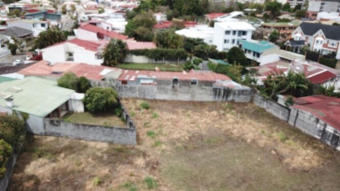 MLS-23-2148 LS VENTA LOTE CURRIDABAT SAN JOSE en Curridabat, San José — $1,790,000