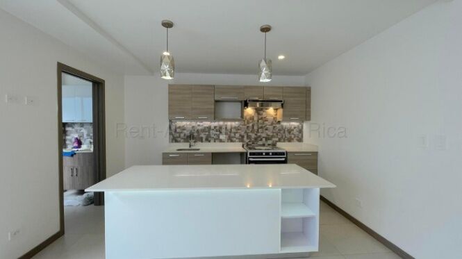 Venta de Casa en Escazú-San Antonio. RAH 26-1670 en San Antonio, Escazú, San José — $205,000
