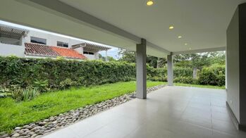 Alquiler de Casa en San Rafael de Escazú. RAH 25-1972 en San Rafael, Escazú, San José — $3,950 - Foto 4 de 16