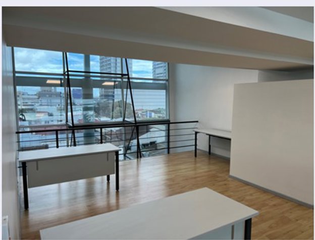 VENTA DE EDIFICIO, SAN JOSÉ, PASEO COLON en Colón, Mora, San José — $1,169,375