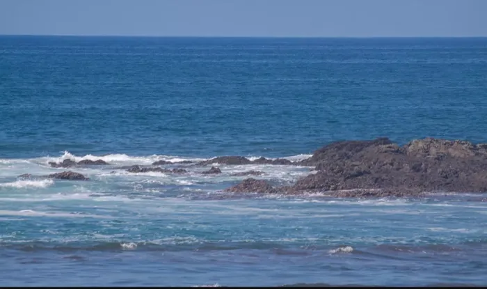 Se vende preciosa finca con 2 kilómetros de frente de playa in Bejuco, Nandayure, Guanacaste — $5,500,000 - Photo 2 of 6