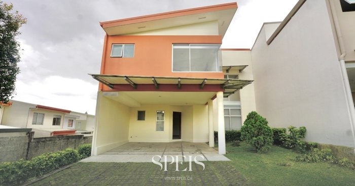 Venta de Casa en Condominio Barlovento in Tres Ríos, La Unión, Cartago — $450,000