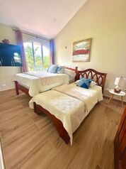SE VENDE BELLÍSIMO APARTAMENTO EN JACÓ.  in Jacó, Garabito, Puntarenas — $255,000 - Photo 4 of 10