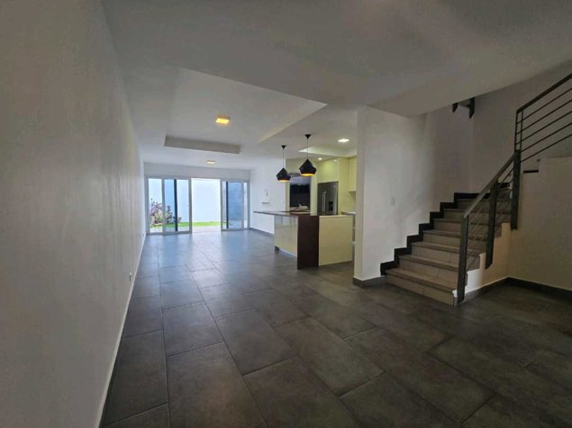 RIO PALMA CASA EN ALQUILER DE LUJO in Escazú, San José — $2,000 - Photo 2 of 30