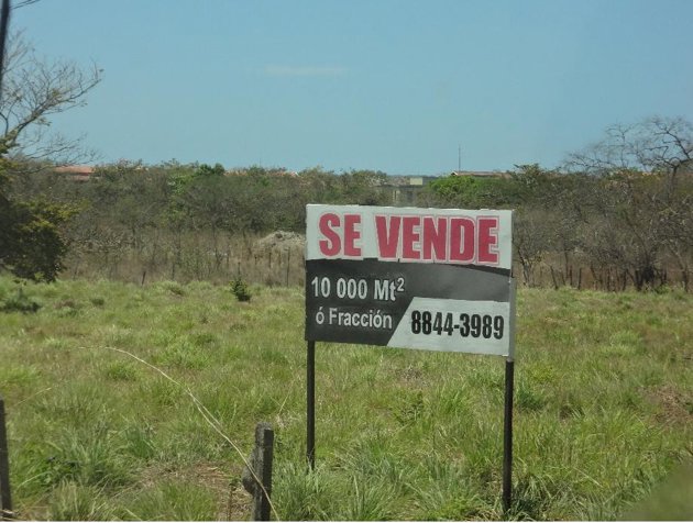 Terreno 1Ha entre Liberia y Aeropuerto D. Oduber en Liberia, Guanacaste — $1,000,000
