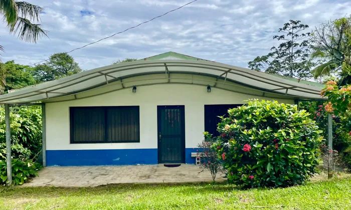 Casa Colibrí Azul Río Celeste Bijagua en Bijagua, Upala, Alajuela — ₡ 45 000 000