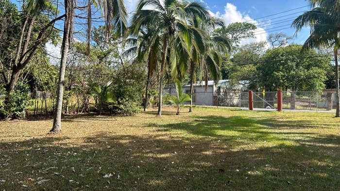 VENTA TERRENO, DESARROLLO RESIDENCIAL, SAN JOSE, SANTA ANA in Brasil, Santa Ana, San José — $10,445,550 - Photo 3 of 24