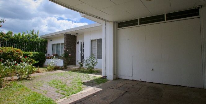 Casa en venta en Rohrmoser, San José (Nunciatura / La Sabana) in Mata Redonda, San José — $445,000