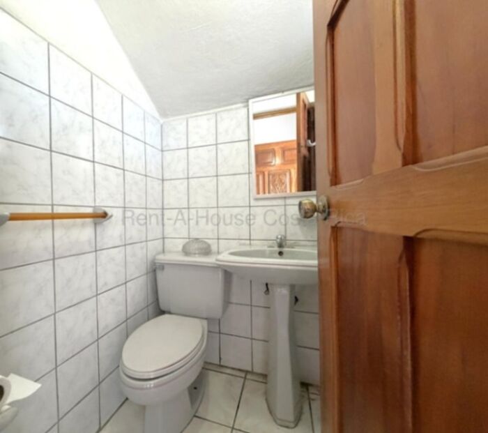 Venta de Casa en Goicoechea-Guadalupe. en Guadalupe, Goicoechea, San José — $137,000,000