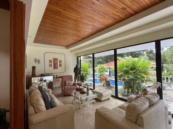 Venta de Quinta en Flores-Barrantes, Heredia. RAH 26-545 en Barrantes, Flores, Heredia — $3,950,000 - Foto 5 de 17
