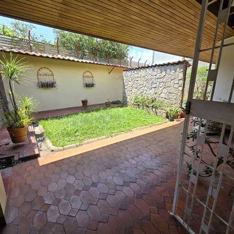 Casa en venta y en alquiler en Moravia  Uso Mixto  5PDC7516811 in San Vicente, Moravia, San José — ₡ 163 000 000