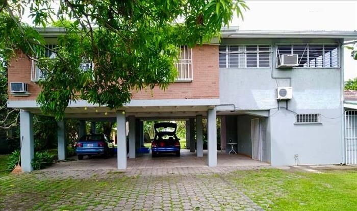 VENTA DE QUINTA CON CASA Y CABINA FRENTE AL MAR, PUNTARENAS, EL ROBLE en El Roble, Puntarenas — $350,000