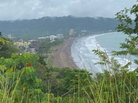 EXCLUSIVO COMPLEJO DE PROPIEDADES EN PLAYA JACÓ, PUNTARENAS.  in Jacó, Garabito, Puntarenas — $1,150,000