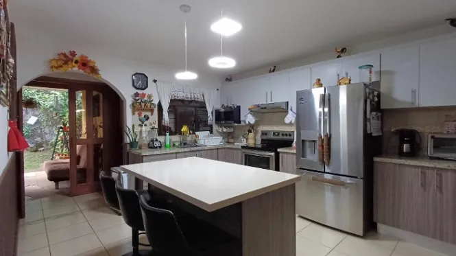 Venta de Casa en Curridabat, San José. RAH 26-225 en Curridabat, San José — $310,000 - Foto 2 de 21