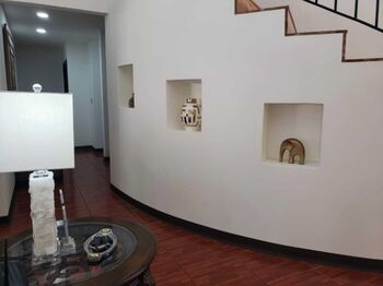 Venta de casa de en lote de 1013 m2 en Santa Ana Piedades in Piedades, Santa Ana, San José — $850,000 - Photo 5 of 11