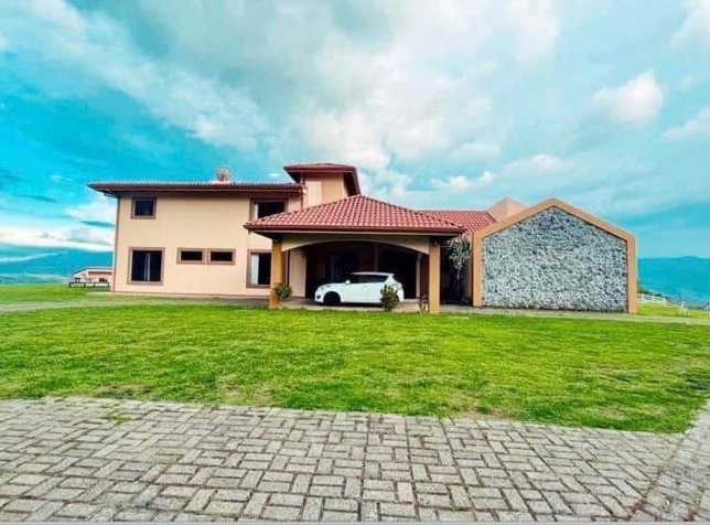 Finca en Venta – Atenas, Alajuela, Costa Rica en Atenas, Alajuela — $1,400,000 - Foto 3 de 37