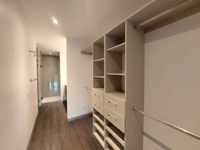 Alquiler de Apartamento en Santa Ana, San José. RAH 25-1848 en Santa Ana, San José — $1,100 - Foto 2 de 6