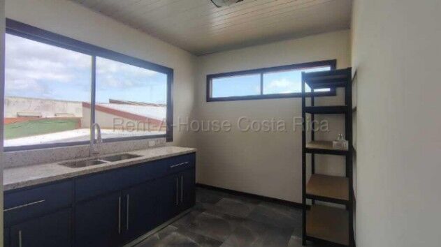Alquiler de Apartamento en Montes de Oca-San Pedro. RAH 27-130 in San Pedro, Montes De Oca, San José — ₡ 350 000