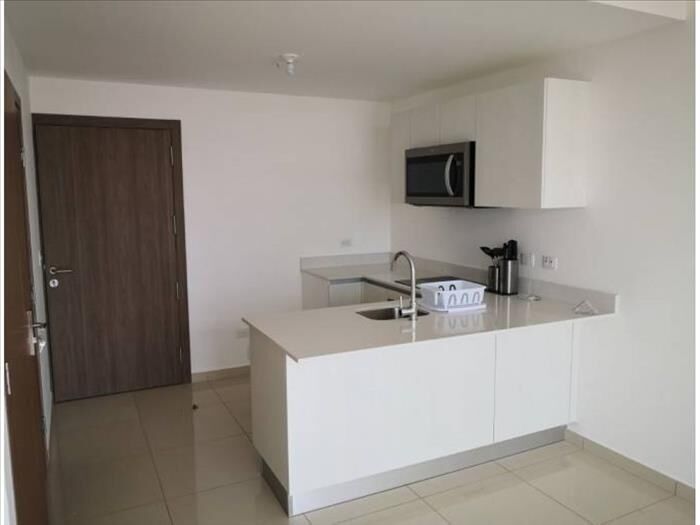 VENTA DE APARTAMENTO, TIBAS, CONDOMINIO BAMBÚ RIVERA in Cinco Esquinas, Tibás, San José — ₡ 67 000 000