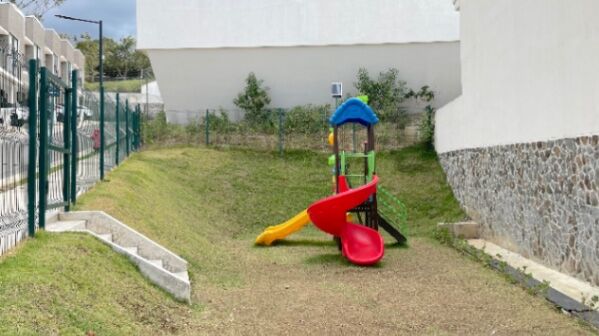 CASA EN VENTA SAN ANTONIO DE ESCAZU in San Antonio, Escazú, San José — $350,000