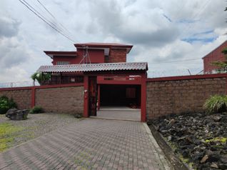 Casa en Venta Bosque de la Hoja, San Rafael de Heredia en Ángeles, San Rafael, Heredia — $495,000 - Foto 2 de 25