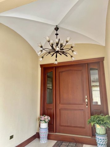 VENTA DE CASA EN RESIDENCIAL CARIARI, HEREDIA. in La Asunción, Belén, Heredia — $600,000 - Photo 2 of 43