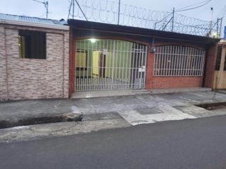 Venta de Casa en Cartago-Oriental. RAH 27-665
