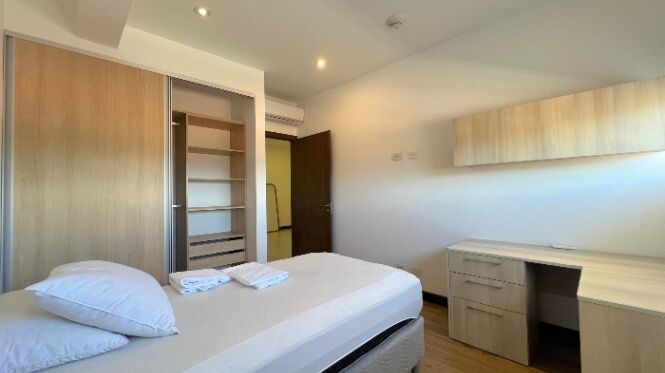 Venta de Apartamento en San Rafaél de Escazú. en San Rafael, Escazú, San José — $398,000