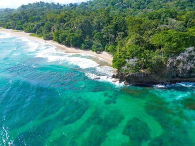 Se vende finca cerca de la playa en Matama Limón 26-1671 in Matama, Limón — $20,000,000