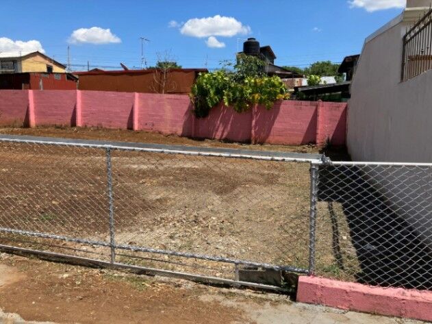 SE VENDE BELLO LOTE PARA CONSTRUIR EN ATENAS.  in Atenas, Alajuela — ₡ 27 000 000