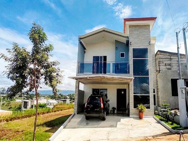 GRECIA - CONDOMINIO MONTEZUMA in Grecia, Alajuela — $200,000