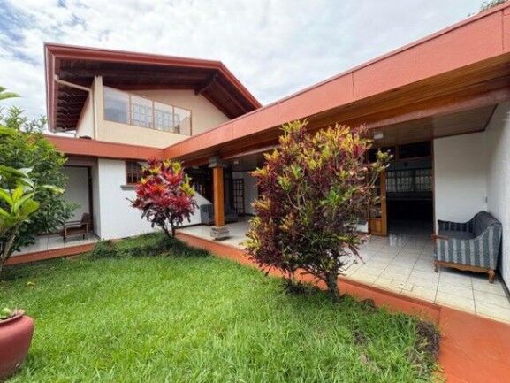 Alquiler de Cómoda Oficina en Alajuela / Mls. 26-747 OFC JB in Alajuela — $3,000