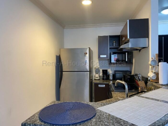 Se alquila apartamento en Santa Ana San José 27-46 in Santa Ana, San José — $1,200