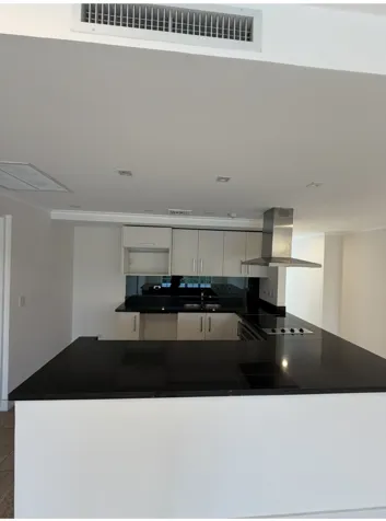 Venta Apartamento Lujoso, Cortijo Los Laureles, Escazu in Escazú, San José — $540,000 - Photo 2 of 30