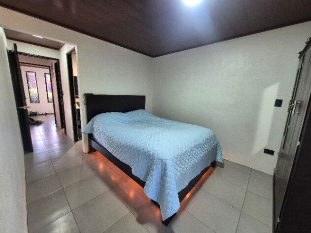 Casa de 2 cuartos, Pedregoso, Perez Zeledon, Costa Rica.  in San Isidro De El General, Pérez Zeledón, San José — $75,999