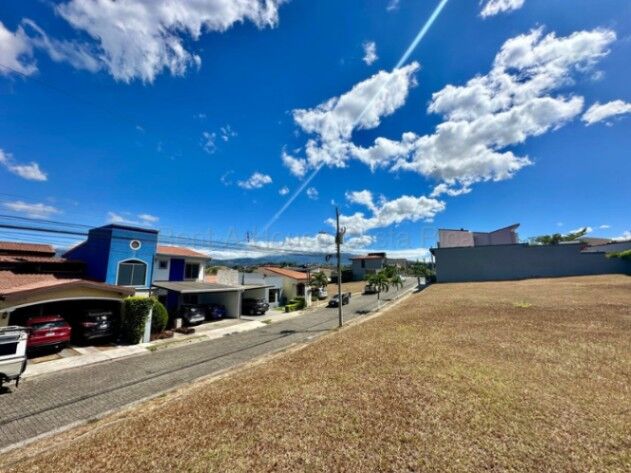LOTE EN VENTA EN ALAJUELA en Grecia, Alajuela — ₡ 25 000 000