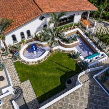 Venta de Preciosa Casa en Escazú, San José / Mls. 25-143 OFC JB in San Antonio, Escazú, San José — $1,995,000 - Photo 4 of 29