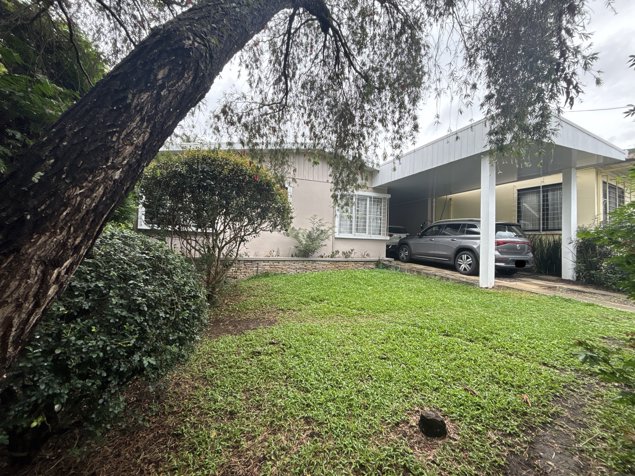 VENTA DE LOTE DE 768 m² CON 2 CASAS – SAN PEDRO, BARRIO LA GRANJA en San Pedro, Montes De Oca, San José — $450,000 - Foto 2 de 17
