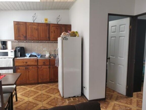MLS-23-1564 LS VENTA EDIFICIO CON 4 APARTAMENTOS GUADALUPE SAN JOSE en Guadalupe, Goicoechea, San José — ₡ 140 000 000