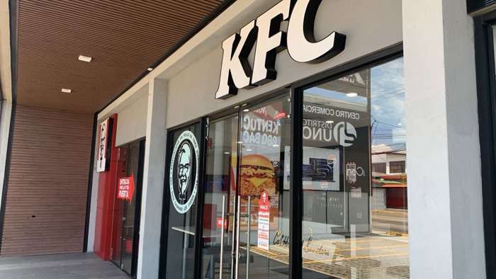VENTA PLAZA COMERCIAL, RENTA FIJA, SAN JOSE, GUADALUPE in Guadalupe, Goicoechea, San José — $2,490,000